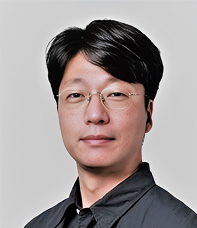 박경택 사내이사